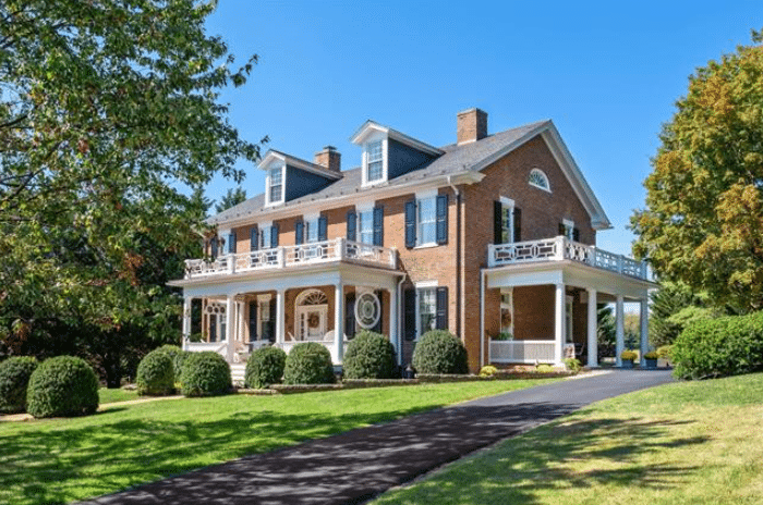 Barterbrook Circa 1917 Staunton 2 7 Acres 999 750   Staunton Virginia Historic Homes For Sale 111 